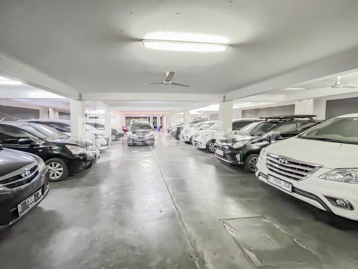 Sang Surya Guesthouse Syariah Near Rs Hasan Sadikin Mitra Reddoorz Bandung Bagian luar foto