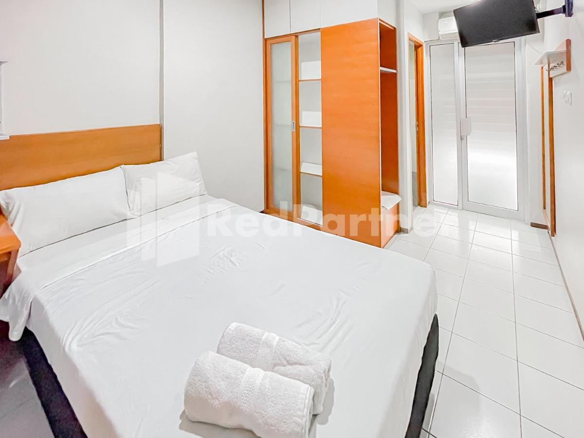 Sang Surya Guesthouse Syariah Near Rs Hasan Sadikin Mitra Reddoorz Bandung Bagian luar foto